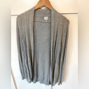 Long grey cardigan (Medium)